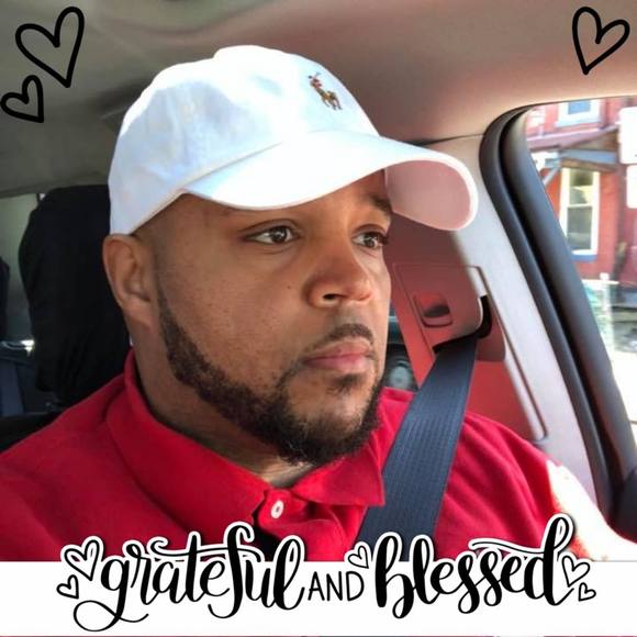 Meet your Posher, Kenneth - Picture 1 of 1